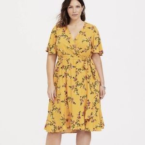 Torrid 2018 Mustard Yellow Floral Mini Challis Wrap Skater Dress